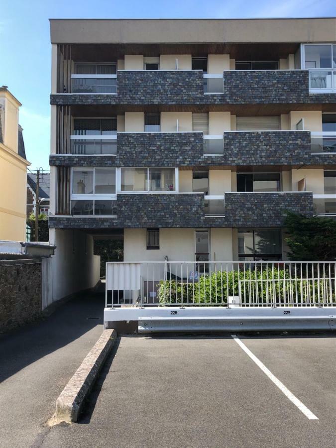 Apartament Le Courtoisville Saint-Malo Zewnętrze zdjęcie